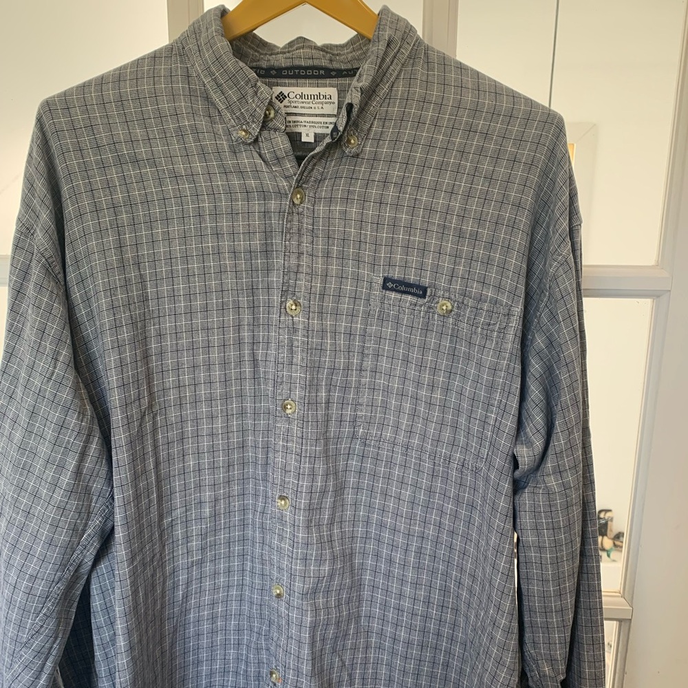 Columbia men’s button down shirt  A3